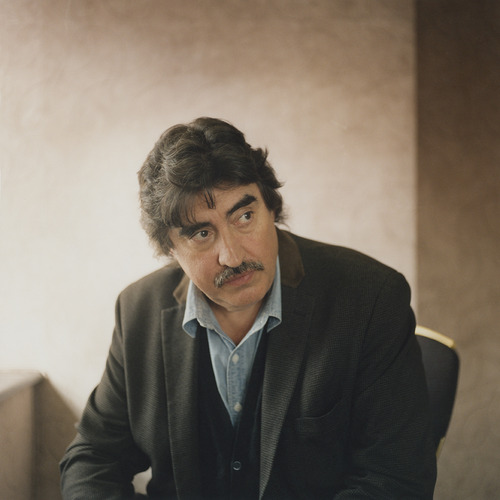 Alfred Molina (Love Is Strange) interview, Published in Oh Comely Issue Twenty-Three. Photograph by Clare Hewitt. 